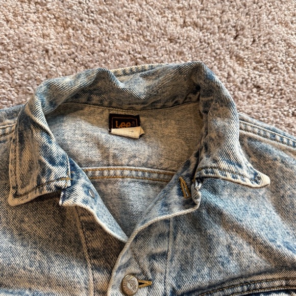 Vintage Lee Acid Wash Classic Denim Jacket Size Medium - Picture 5 of 9